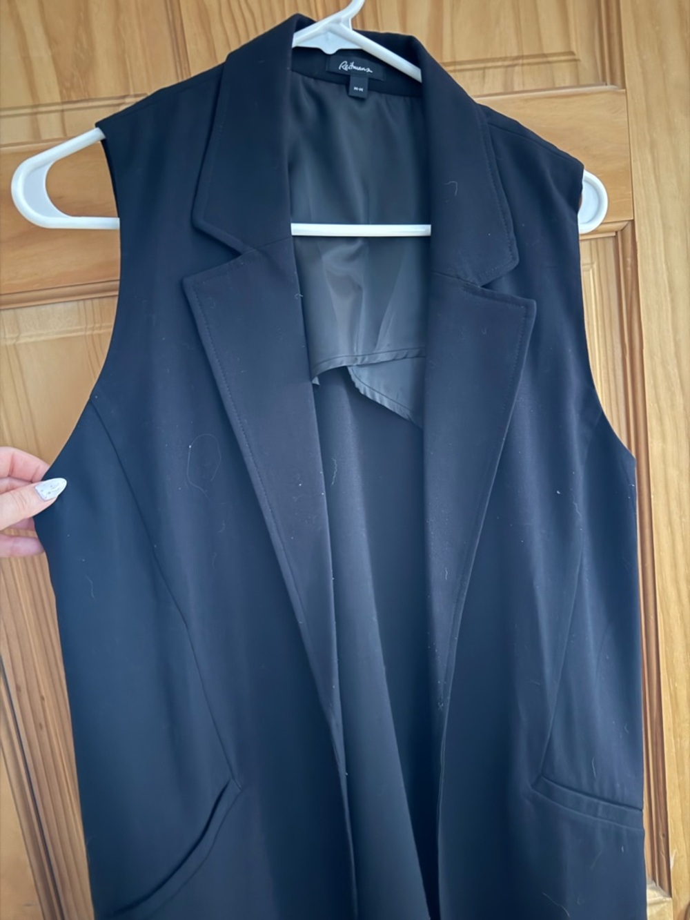 Reitmans Black Sleeveless Blazer Vest